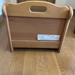 カバ材新品マガジンラックの画像