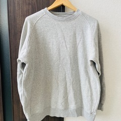 コモリ　　スウェットの画像