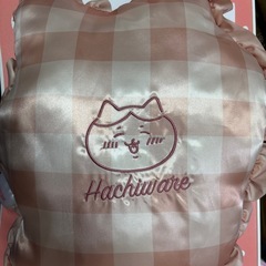 ちいかわ　ギンガムフリルクッションの画像