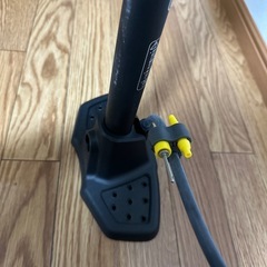 自転車　空気入れの画像