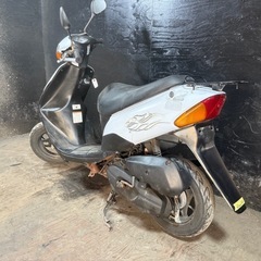 ★支払総額3.3万円★関東圏内即日配送可能！ 全車走行テスト済みです！ スズキ レッツ2 白 CA1PA 人気のレッツ2！ 2ストのためオイル注ぎ足すだけ！ カスタムベースに♪の画像