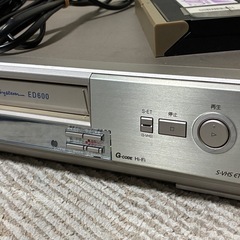 VHSビデオレコーダーの画像