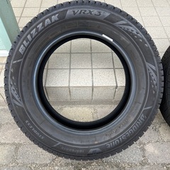スタッドレス　ブリザック　VRX3 185/65R15 2024年製造の画像