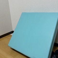 体操マット 折りたたみ の画像