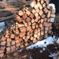 角材カット薪などに、1山価格、3000円の画像
