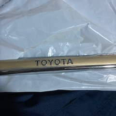 トヨタ純正 ナンバープレートリム プレステージ 一枚　 TOYOTA ロゴ入り ナンバーフレームの画像