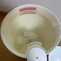 Dolceのホワイト加湿器の画像
