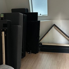 ベッドフレームの画像