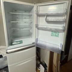 (大至急来れる方!!)冷蔵庫の画像