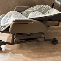 手動 ハイローチェアの画像