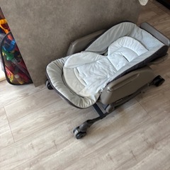 手動 ハイローチェアの画像