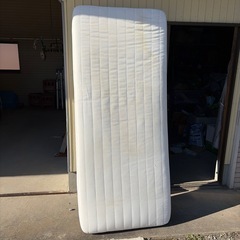 無印ベット　スモール　汚れ有りの画像