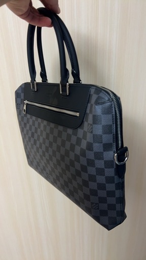 LOUIS VUITTON 　ポルト ドキュマンジュール
