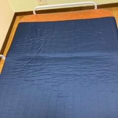 折りたたみベッド　シングルベッドの画像