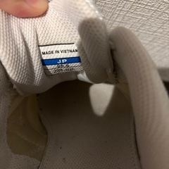 MIZUNO スニーカーの画像