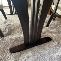 ニトリ ダイニングテーブルセット回転椅子4脚付きの画像