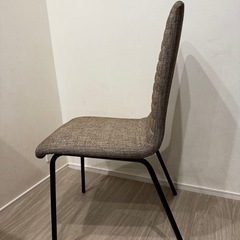 ニトリ　椅子　ダイニングチェア　クーボ　ブラウンの画像