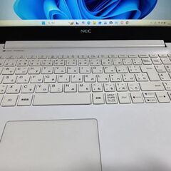 使用感ありません。Microsoft office 2021  NEC LAVIE PC-NS500MAW-2 Core i5-8250U 最新バージョン25H2 メモリ8GB 新品 SSD256GB DVD-RW Webカメラ搭載の画像