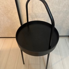 IKEA サイドテーブル の画像