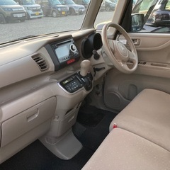安価で処分！すぐ乗れます！25年4WD N-Box リア両サイドスライドドア！車検8年3月！エンジン足回り内装良好！の画像
