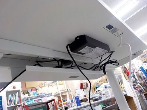 ヤマゼン 電動昇降デスク メモリー付き USBコンセント付き ELD-U1270 ホワイト スタンディングデスク ダイニングテーブル 