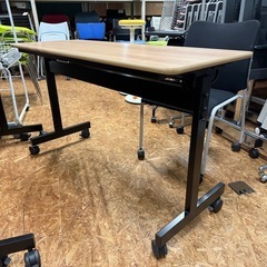 折り畳みテーブル　幅120 奥45 高さ70cm　フォールディングテーブルの画像