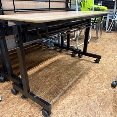 折り畳みテーブル　幅120 奥45 高さ70cm　フォールディングテーブルの画像