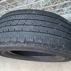 ヨコハマタイヤ　2本　265/65R17   の画像