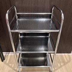 スチールラックの画像