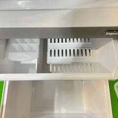 ❗️【大阪市内送料無料】❗️2019年製 アクア 冷凍冷蔵庫 126L 耐熱100℃テーブル右開き 2ドア の画像