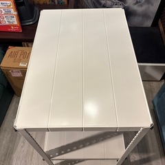 スチールキャスター付きラックの画像