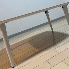 折りたたみローテーブルの画像