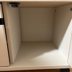 テレビ台の画像