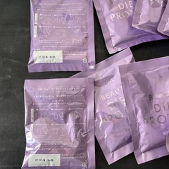 TBC ダイエットプロテイン　11袋の画像