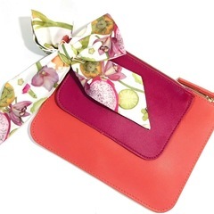 新品♪ エスティローダー化粧ポーチ二連の画像