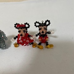 スワロフスキーで作ったディズニーキャラクターの画像