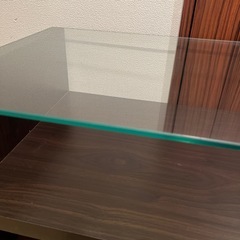 ガラステーブルの画像