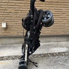 B型ベビーカー　jeep の画像