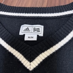 adidasセーターメンズゴルフウエアの画像