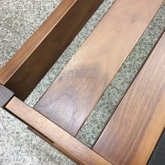 【飛騨産業の二人掛けソファ】 2人掛けソファ 飛騨産業　HIDA　キツツキマーク 2シーター　木枠フレーム　ソファ　ラブソファ 　木枠フレーム　布製：ベージュの画像