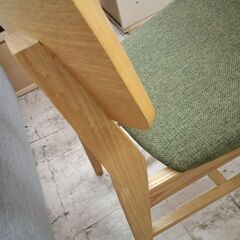 リユースのサカイ栃木店★ジモティ割あり★  ダイニングセット（イス2脚） ベージュ×グリーン W150×D75×H73 クリーニング済み TC11967の画像