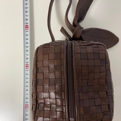 【本革・未使用品】ポニーレザー メッシュ キューブ型バッグ（日本製）の画像