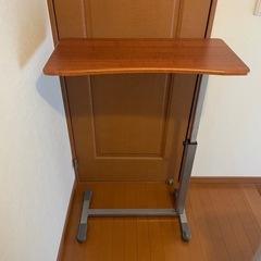 机　パソコンデスク　高さ調整の画像