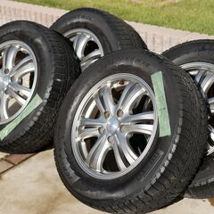 215/65R16 スタッドレスタイヤ、ホイール4本セットの画像