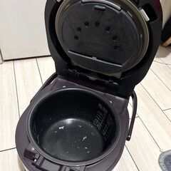 日立 HITACHI 圧力IH炊飯器  ファミリー用 一升炊き メタリックレッド 2016年製 動作確認済 家電 中古の画像