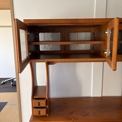 両面ハッチ　食器、飾り棚の画像