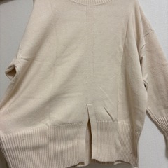 ローリーズファーム　　セーター（白）の画像