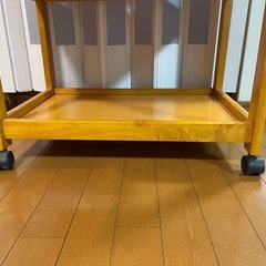 3段木製ワゴン　キッチンワゴン　コロ付き　の画像