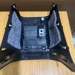 30ヴェルファイア アルファード　シフト下パネルの画像