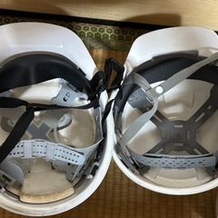 防災安全　作業用　中古ヘルメット　4個セット　スターライト販売　トーヨーセフティの画像